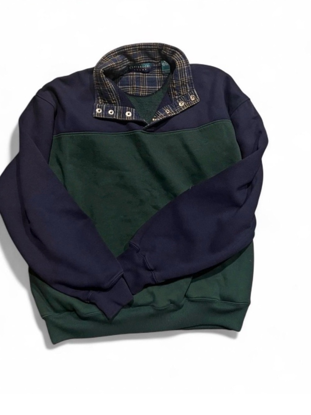 Navy and Forest Green Two-Tone Crewneck Sweatshirt #vintage #granolagirlvibes